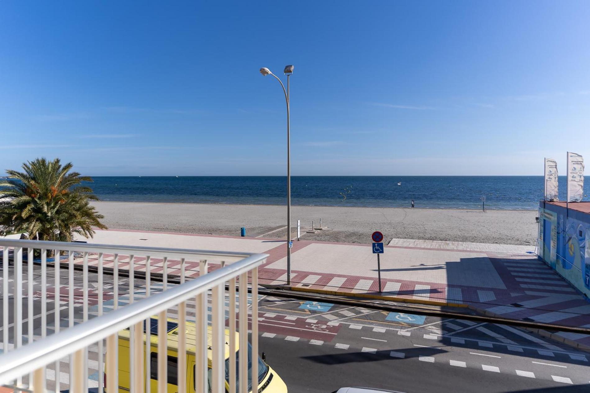 Rentafive Primera Linea Terraza Reformado Санта Пола Екстериор снимка